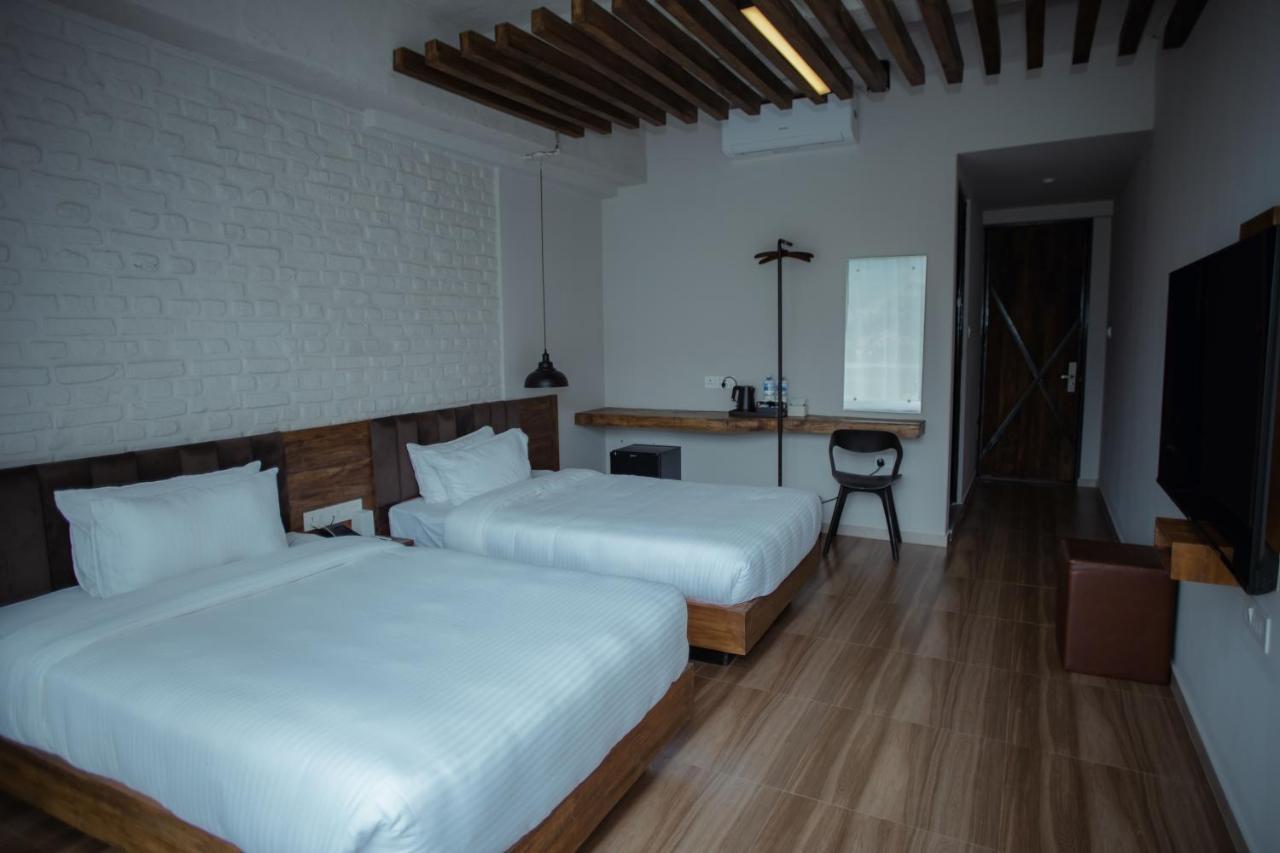 Jade City Hotel Покхара Экстерьер фото