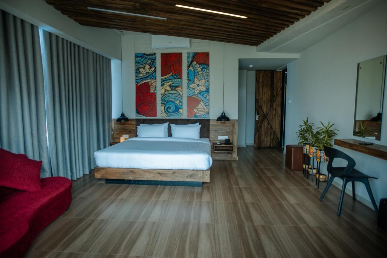 Jade City Hotel Покхара Экстерьер фото